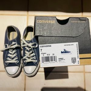Converse Low Tops Navy Blue Shoes